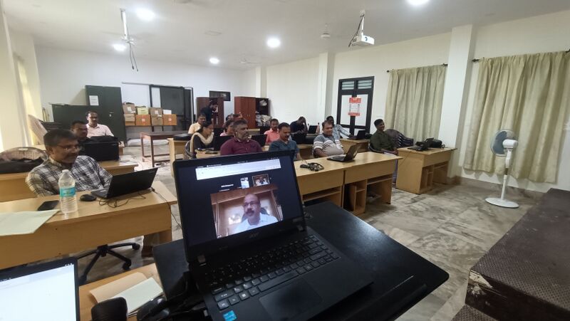 പ്രമാണം:Drcmlp-lk training-2.jpg