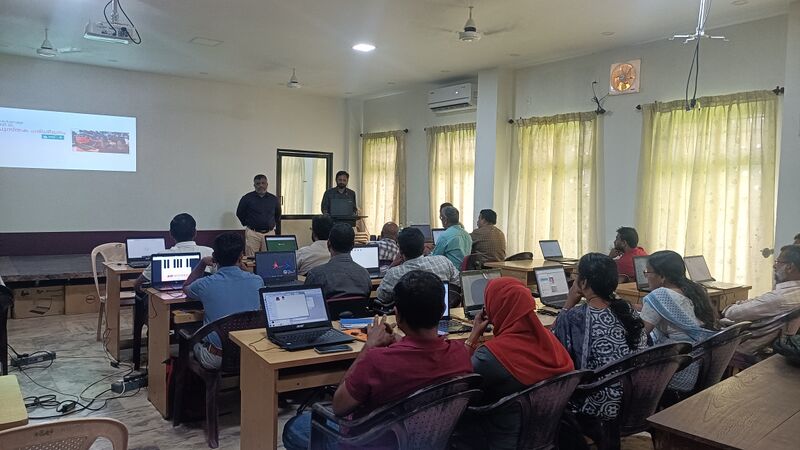 പ്രമാണം:Drcmlp training 8 1.jpg