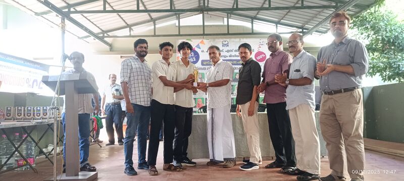 പ്രമാണം:19009-YIP AADHARAM.jpg