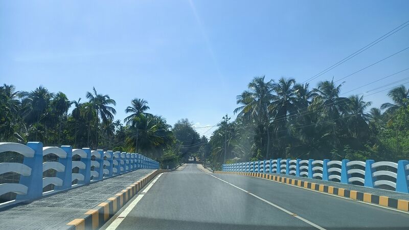 പ്രമാണം:21261 Mampad bridge.jpg
