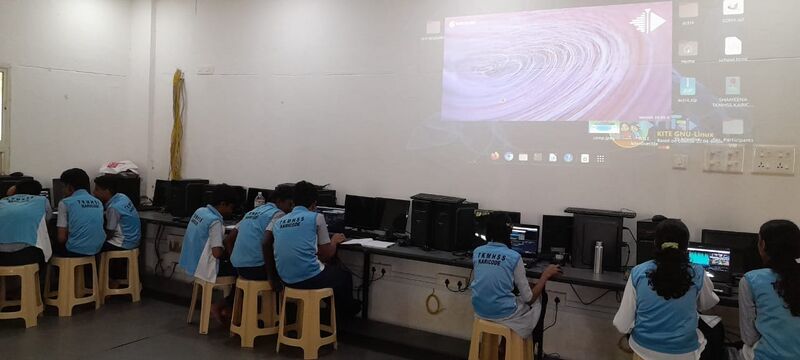 പ്രമാണം:41101 TKMHSS BATCH1(5)..jpg