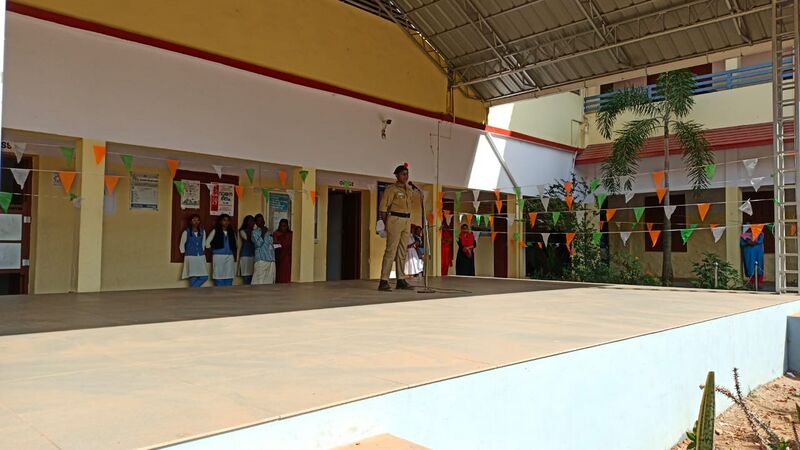 പ്രമാണം:44018 id 2.jpg