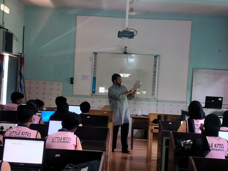 പ്രമാണം:48036 hitech class image.jpeg