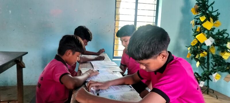 പ്രമാണം:BS TVM 44066 san.jpeg