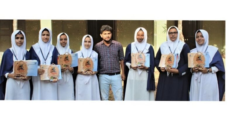 പ്രമാണം:Sohs jilla kalothsavam 17.jpg