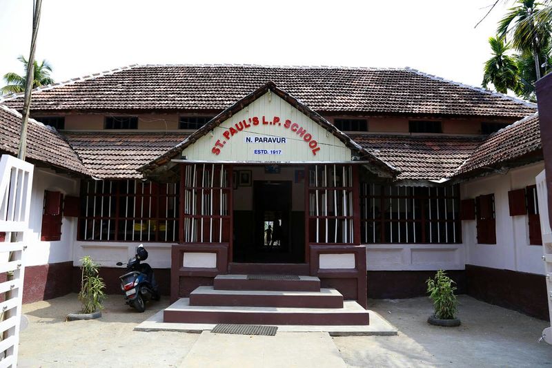 പ്രമാണം:St pauls lps.jpg