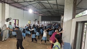 16042 laharivirudhadinam25 3.JPG