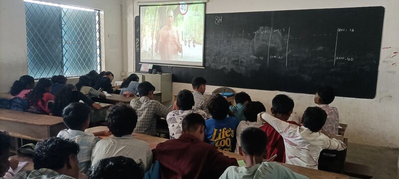 പ്രമാണം:21060-khs june4 road safty.jpeg