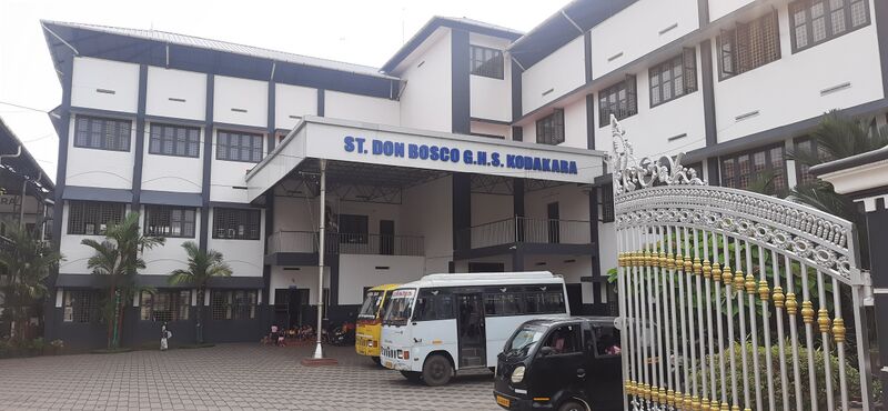 പ്രമാണം:23037 Hi Tech School building.jpg