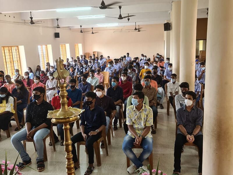 പ്രമാണം:33056 2021 a8.jpeg