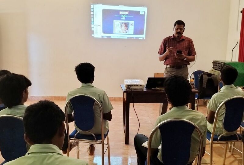 പ്രമാണം:34013freesoftware Q1.jpg