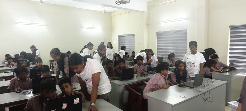 പ്രമാണം:41075 trainUP.jpg