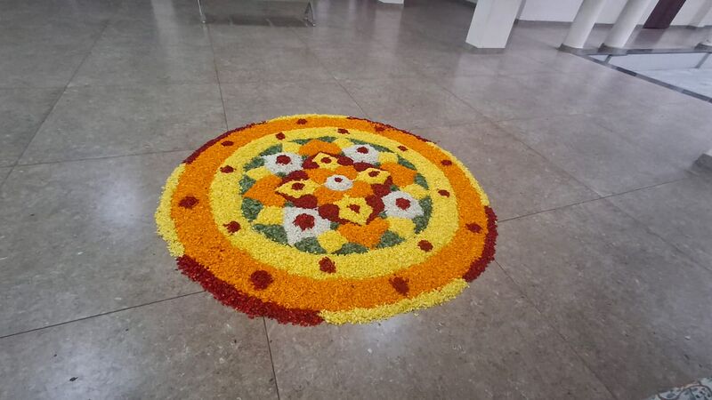 പ്രമാണം:43085 ONAM7.jpeg
