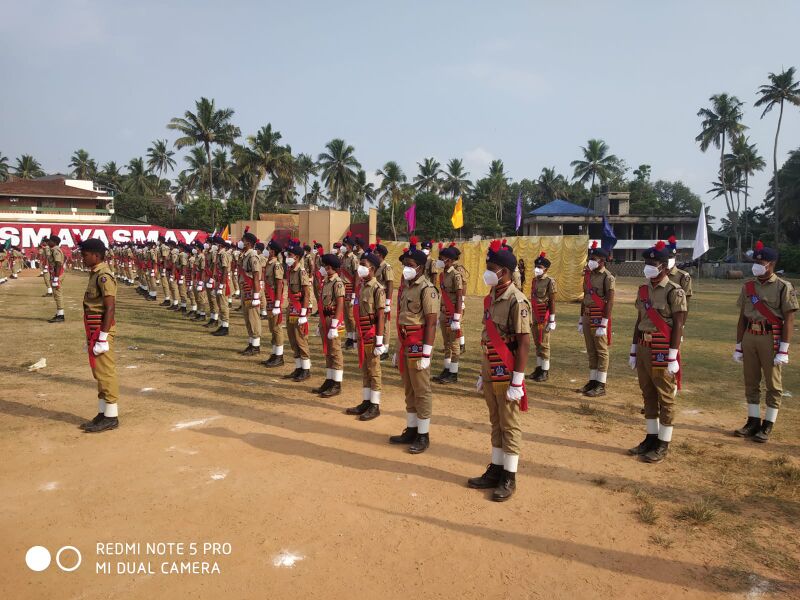പ്രമാണം:44035 Passing out pic3.jpg