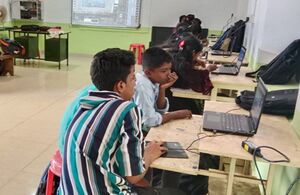 44042 HITECH COMPUTER.jpg