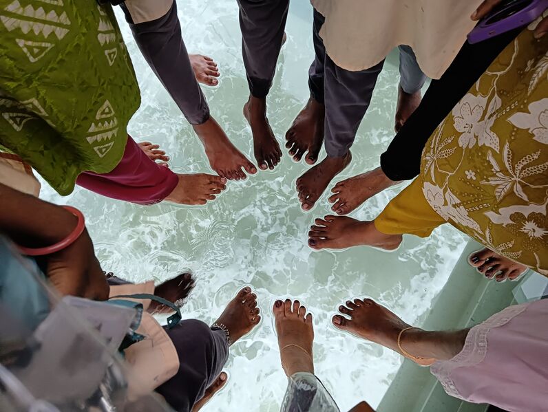 പ്രമാണം:44243 Tour25-3.jpg