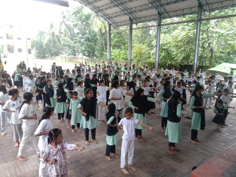 പ്രമാണം:47465 karatte .jpg