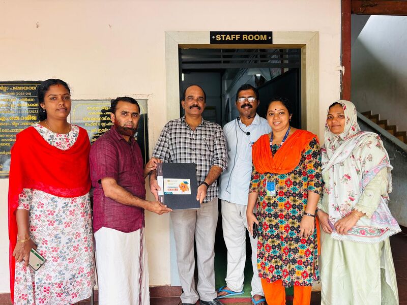 പ്രമാണം:48134 Sangarikkunna magazine.jpg