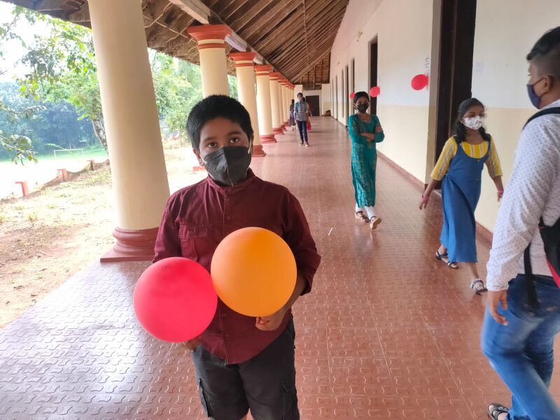 പ്രമാണം:BS21 KTM 33033 1.jpg