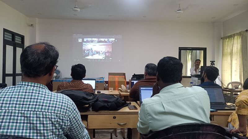 പ്രമാണം:Drcmlp-all mt meeting-1.jpg