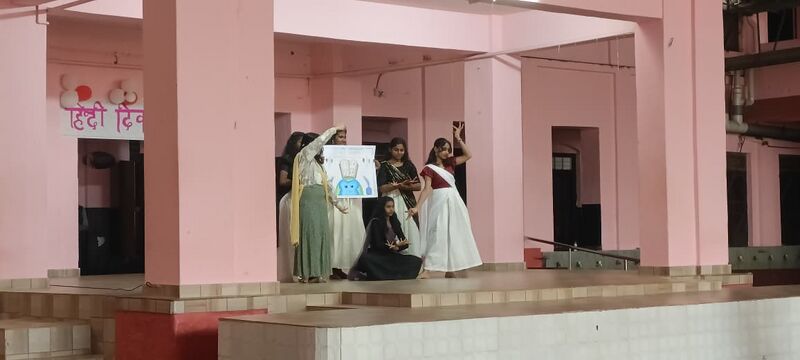 പ്രമാണം:Hindi2025 26 1.jpg