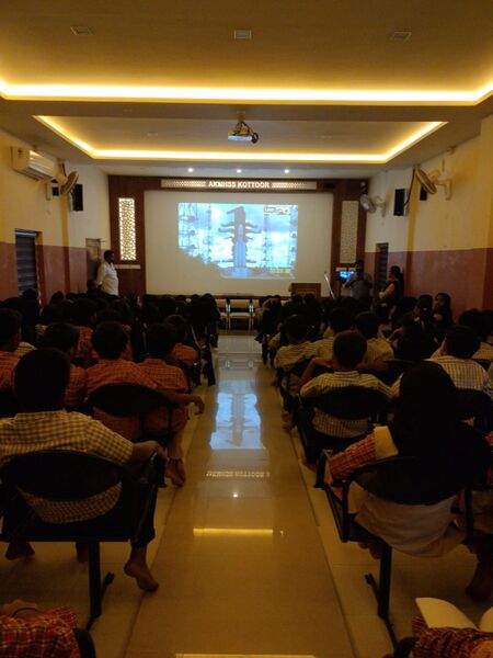 പ്രമാണം:18125 hitech.jpeg