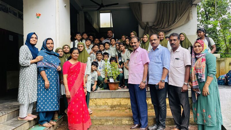 പ്രമാണം:18364 eecoclubqrcode 2025-26.jpg