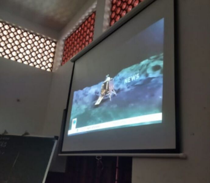 പ്രമാണം:24537;2.jpg