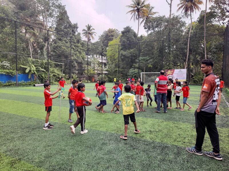 പ്രമാണം:34306 Football.jpg