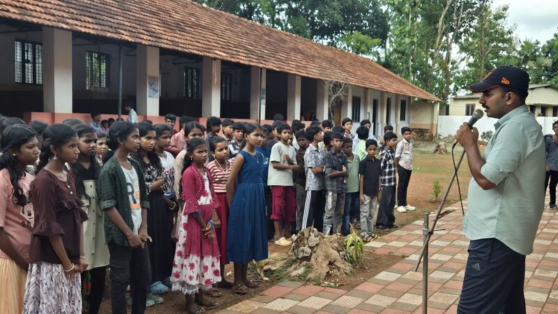 പ്രമാണം:42050 june 9 2.jpg