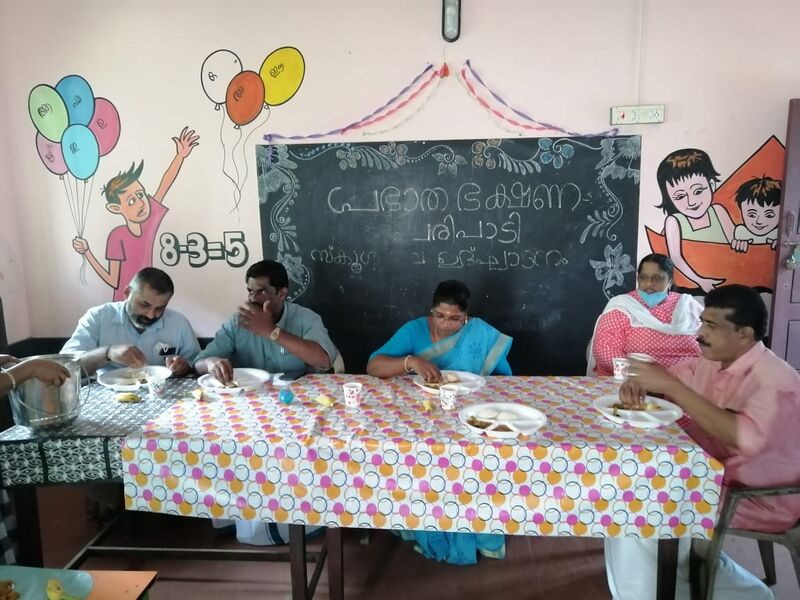 പ്രമാണം:42543-Breakfast 148.jpg