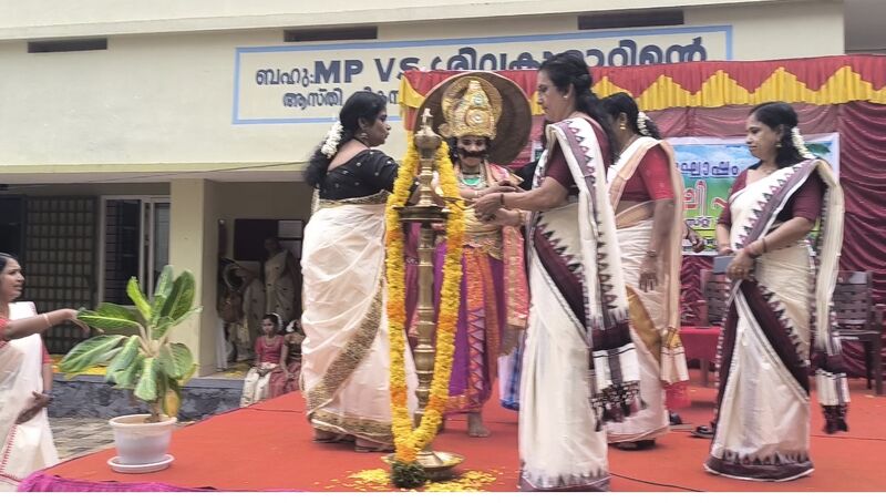 പ്രമാണം:44029 2470.jpg