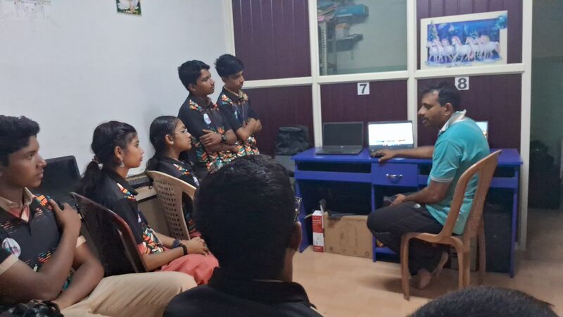 പ്രമാണം:44046 lk25 expert2.jpg