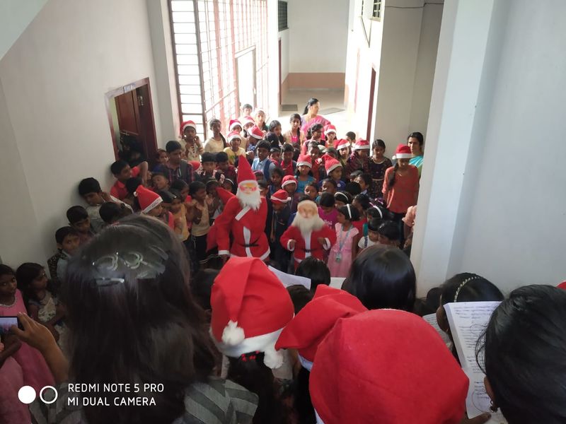 പ്രമാണം:Christ1 30014.jpg