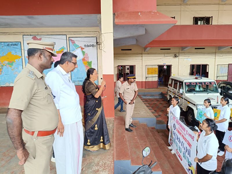 പ്രമാണം:Say No To Drugs 3.jpg