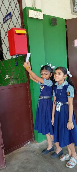 പ്രമാണം:TSR 22071 THAPAL DHINAM.jpg