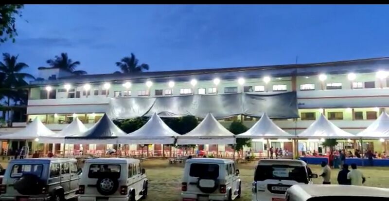 പ്രമാണം:15051 vismayakkashcha.jpg