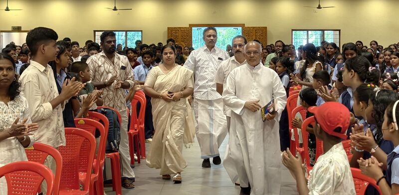 പ്രമാണം:31040opening@26.jpg