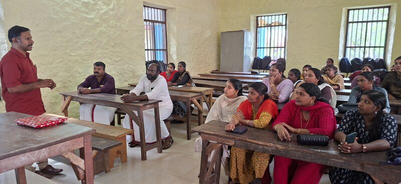 പ്രമാണം:38077 LK Camp 2025 5.jpg