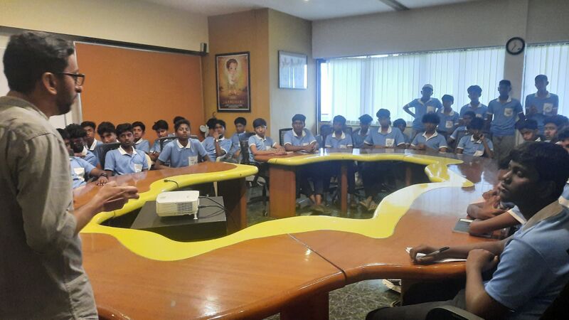 പ്രമാണം:41031Field Trip3.jpg