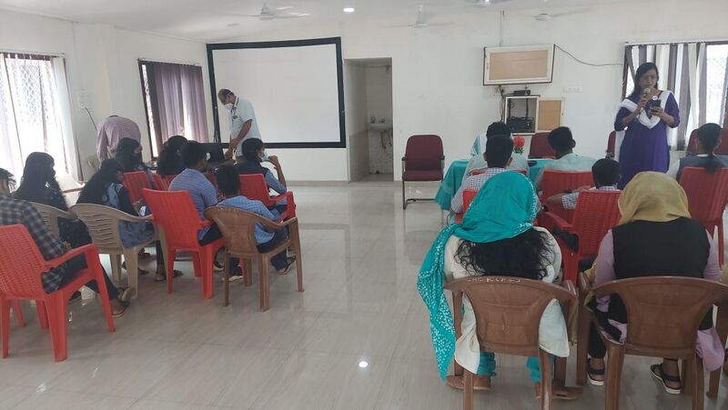 പ്രമാണം:42036 quii.jpeg