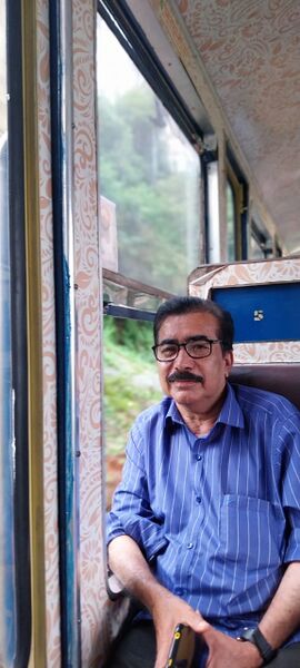 പ്രമാണം:48563 Rajan Sir.JPG