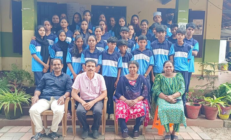 പ്രമാണം:1.35041 GHSS MANGALAM.jpg