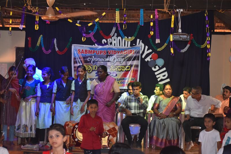 പ്രമാണം:11362-Ninada 2025-inauguration.jpeg