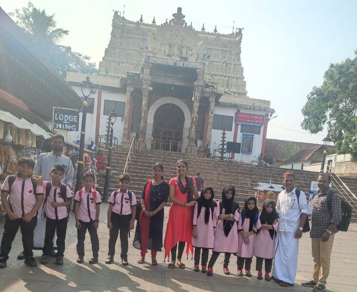 പ്രമാണം:19833-toor haritha vidyalayam 12.jpg