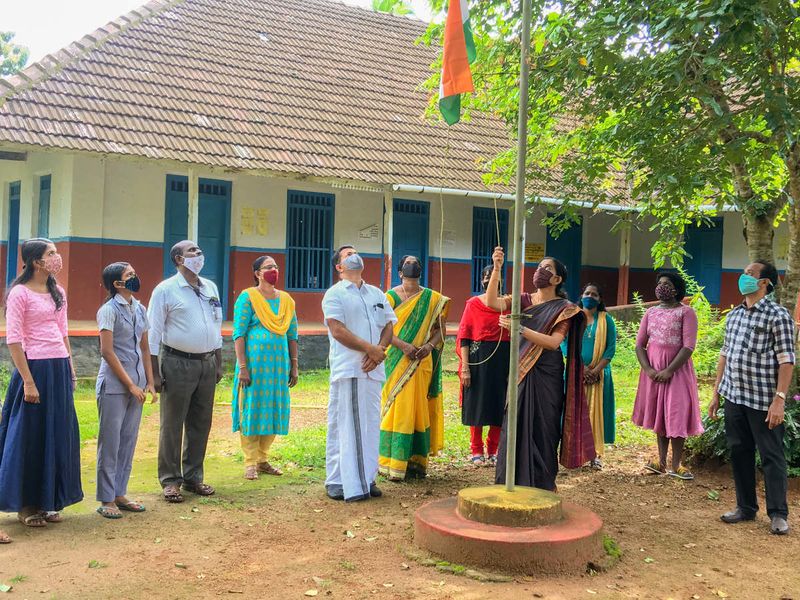 പ്രമാണം:28012 SP 2021 035.jpeg