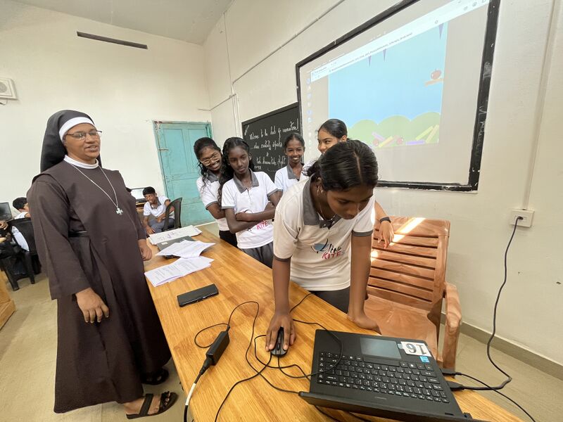 പ്രമാണം:35050 lk9c1.jpg