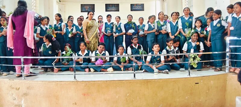 പ്രമാണം:43085 tree6.jpeg