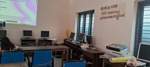 43337-computer lab.jpg