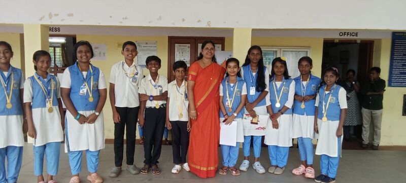 പ്രമാണം:44018 vv 8.jpg